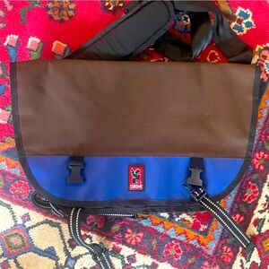 New Mini Metro Chrome Messenger Bag *modified buckle*